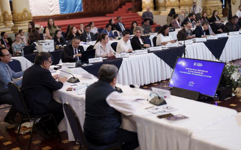 La información sobre los proyectos aprobados fue dada durante la cuarta reunión ordinaria del Conadur, dirigida por los secretarios Carlos Mendoza y Víctor Hugo Godoy. 