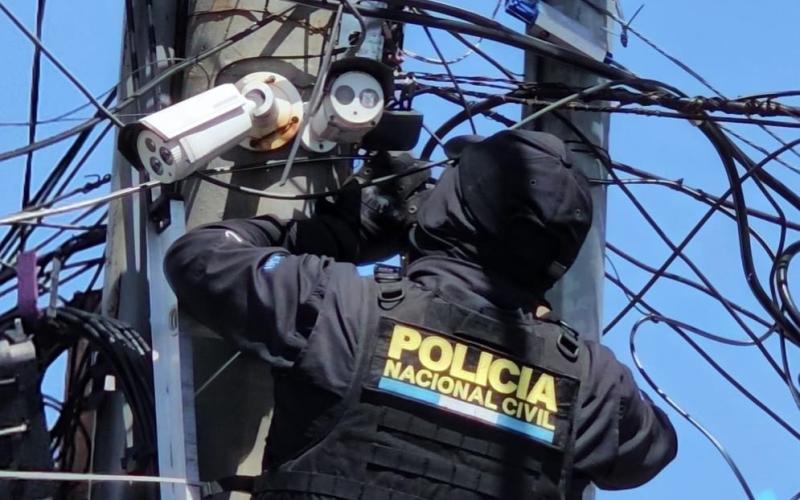 Desmantelan sistemas de videovigilancia clandestinos
