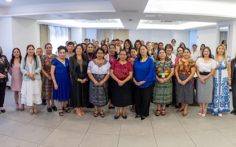 Mintrab realiza conversatorio en el marco del Día Internacional de la Mujer Indígena