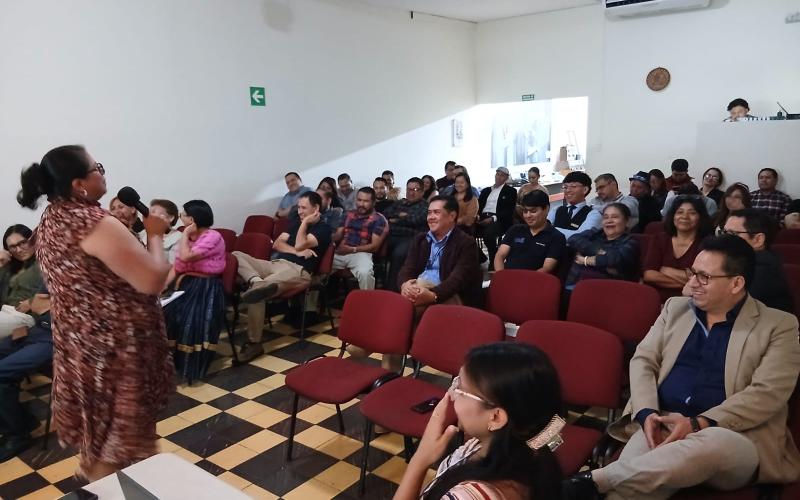 Capacitan a trabajadores de TGW para prevenir y denunciar el acoso laboral