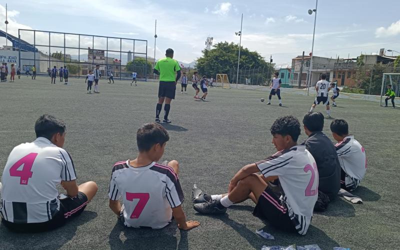 Jóvenes de Villa Nueva participan el "Mundialito de la Prevención"