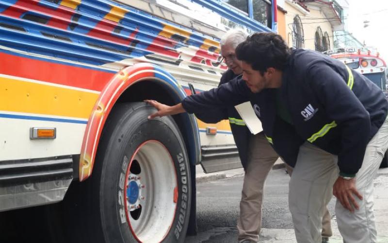 Inspeccionan unidades de transporte en Rabinal, Baja Verapaz