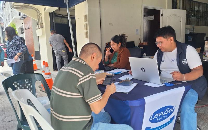Mintrab realiza kiosco de Empleo en Quetzaltenango