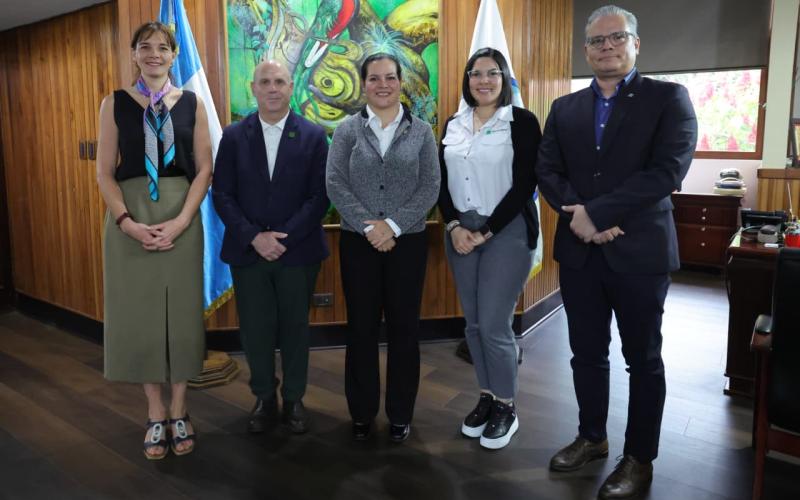 Programa Suelos y Agua para el Futuro abre puertas de cooperación con Universidad Zamorano