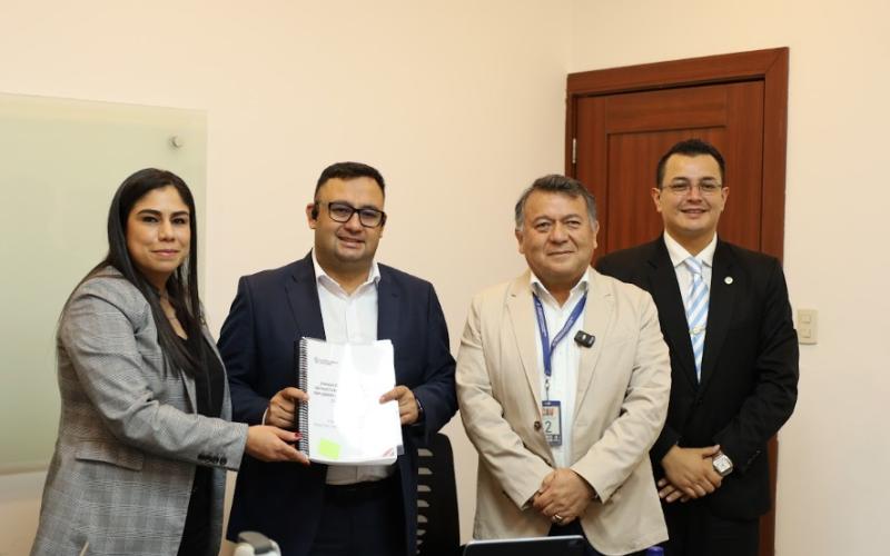 CIV da seguimiento al proyecto de internacionalización del aeródromo Los Altos Quetzaltenango