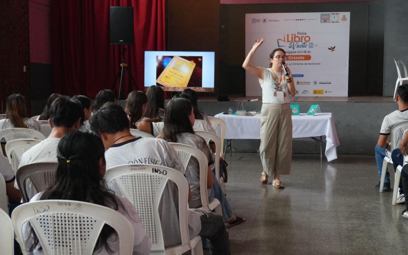 Editorial Cultura conecta a la juventud con las letras guatemaltecas en la Feria Libro al Viento Oriente 2026. 