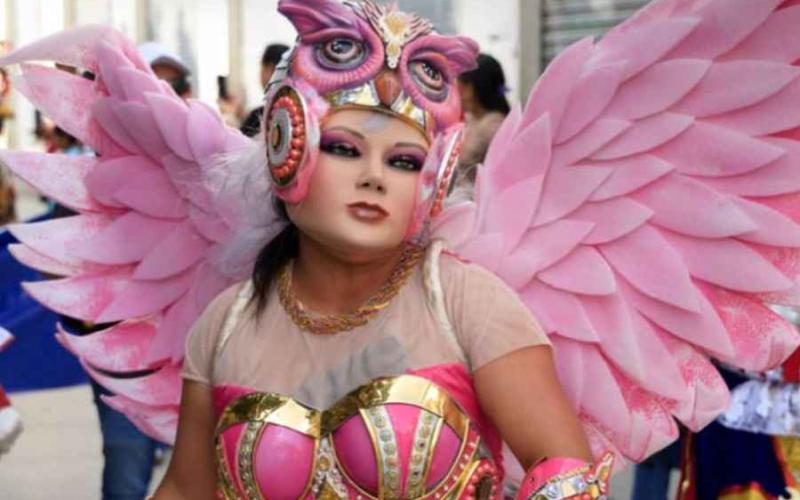 Máscaras, trajes, música y sonrisas: así se vivió un día lleno de color en el II Encuentro de Conviteros 2026. Esto es lo que nos hace un país de cultura viva.