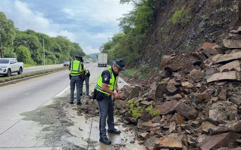 PROVIAL mantiene vigilancia permanente en las carreteras por la temporada de lluvias