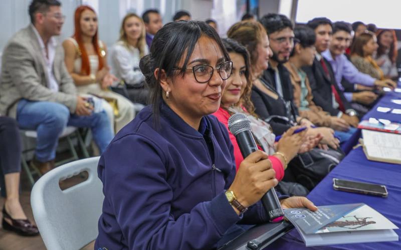 Mintrab realiza actividad sobre derechos laborales con estudiantes universitarios