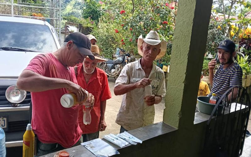 Capacitan a ganaderos de Zacapa sobre la prevención y control del Gusano Barrenador