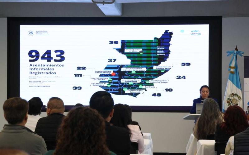 Evalúan avances para mejorar los asentamientos urbanos