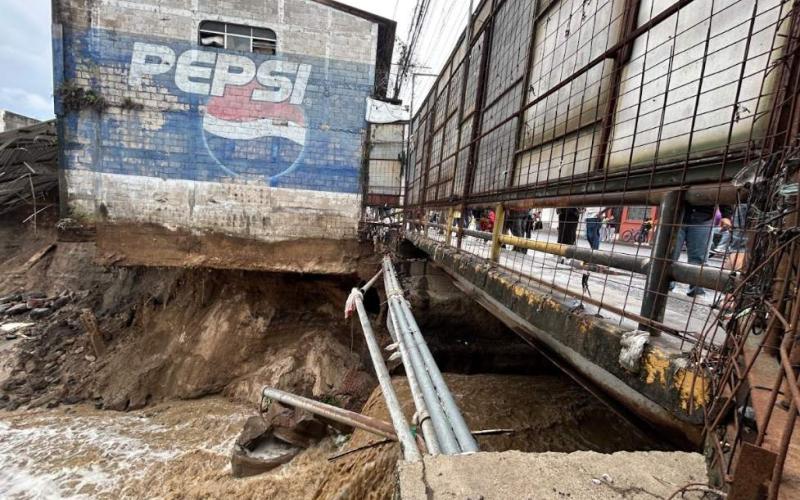Viviendas y puente afectados en Villa Hermosa serán evaluados por Covial
