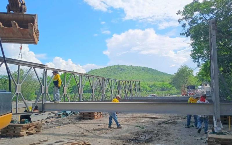 Inicia montaje del puente modular Güijo para recuperar la conectividad en la CA-9 Norte