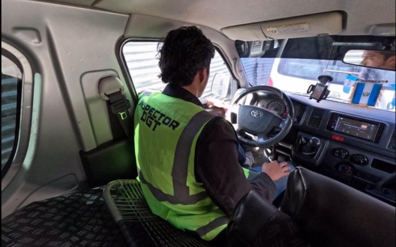 Verifican unidades de transporte en Quetzaltenango
