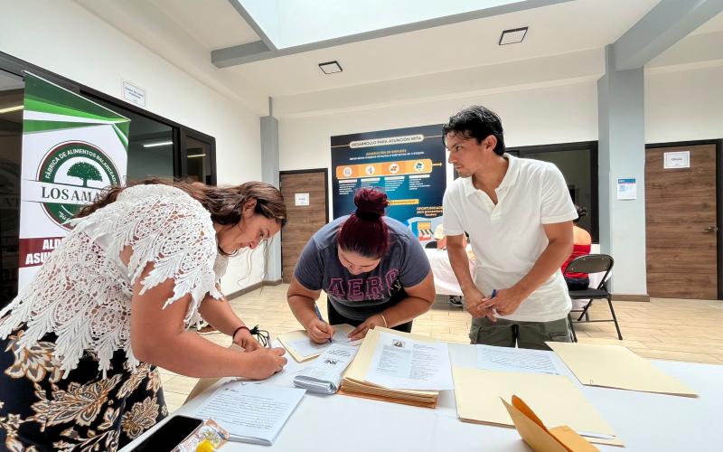 Mintrab participa en Expo-Empleo de Jutiapa