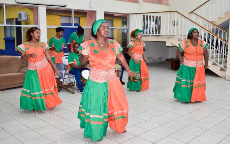 Disfrutan de una jornada llena de arte y tradición en Guayacán