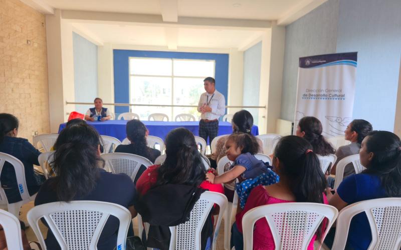 Promueven la equidad y la prevención de la violencia en encuentro de mujeres en Santa Rosa