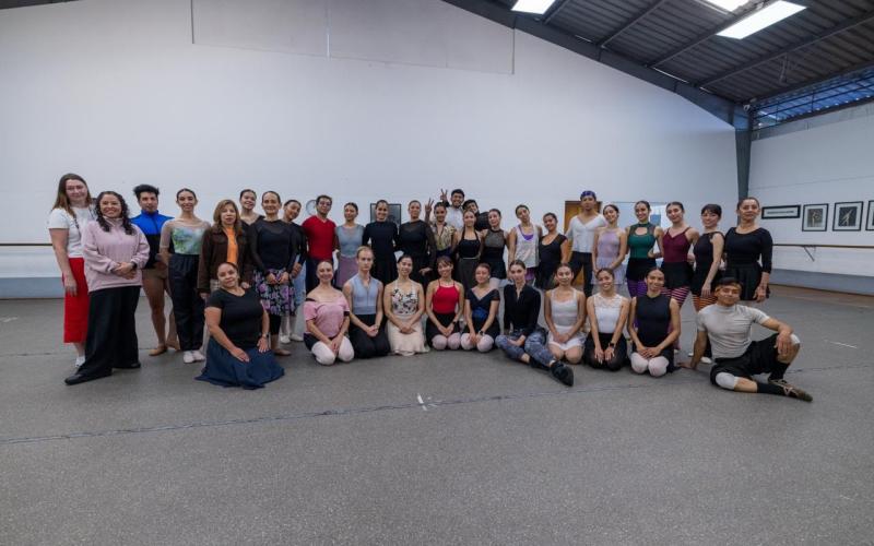 Ballet Nacional de Guatemala recibió talleres y clases de maestros rusos