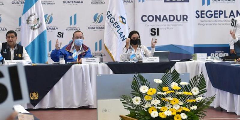 Sistema de Consejos de Desarrollo financiará 2,109 obras en todo el país