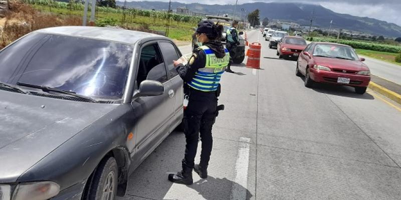 PNC en carretera.