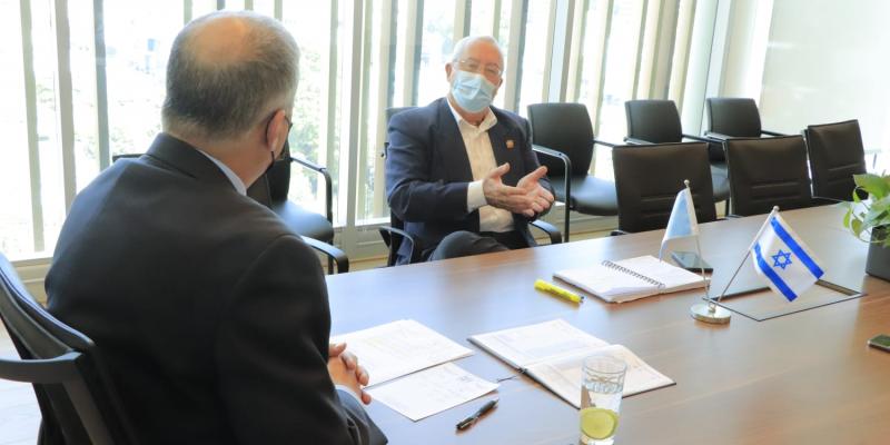 Viceministro de Desarrollo Económico Rural, Miguel Duro, en reunión de trabajo con el Embajador de Israel en Guatemala, Mattanya Cohen.