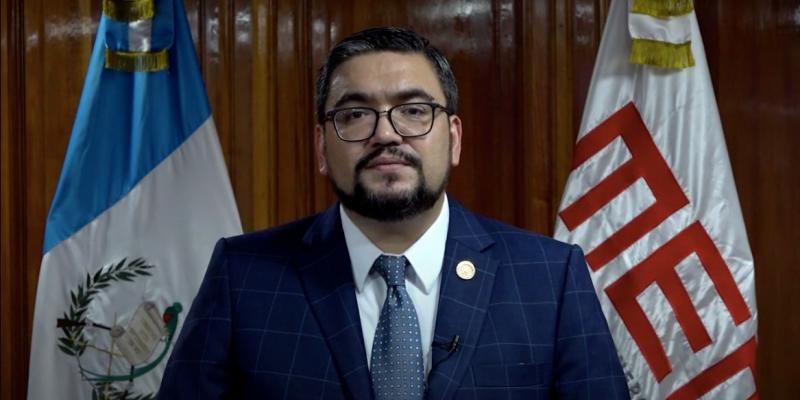 Alberto Pimentel Mata, Ministro de Energía y Minas.