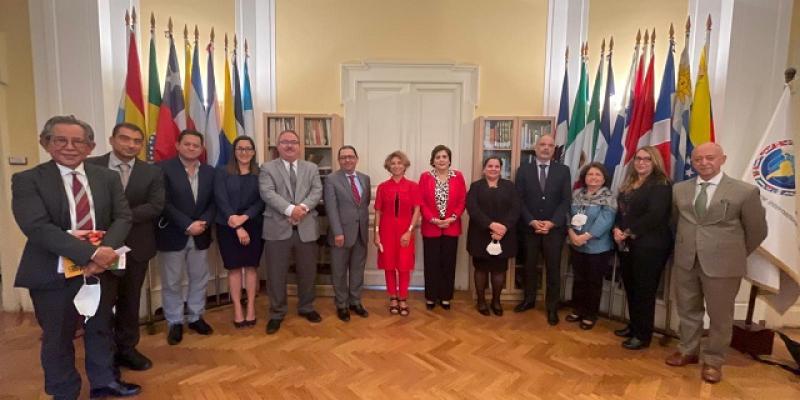 Reunión en Italia