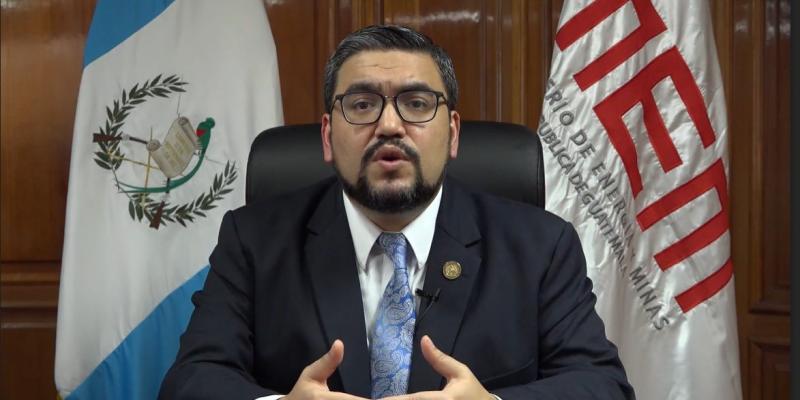 Alberto Pimentel Mata, Ministro de Energía y Minas.