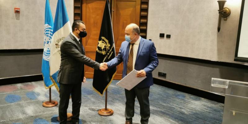 Continúa implementación del programa de control de contenedores en el país