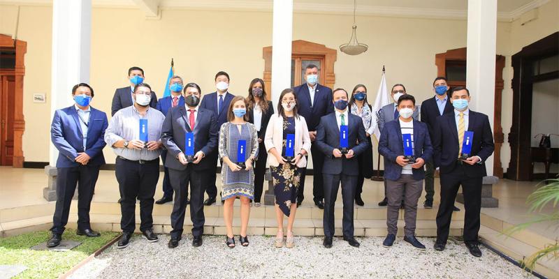 Ganadores del Premio Nacional de Innovación 2021, Retomando el futuro 