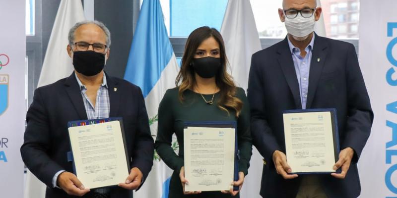 Senacyt firmó convenido interinstitucional con CDAG y COG