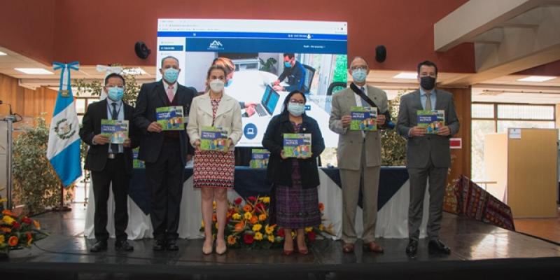 Autoridades participantes INGUAT y MINEDUC