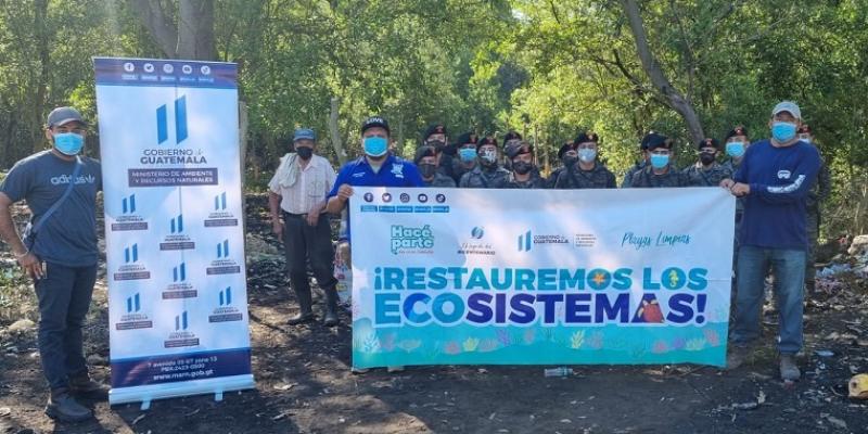 MARN y Ejército refuerzan bosque de mangle en Escuintla