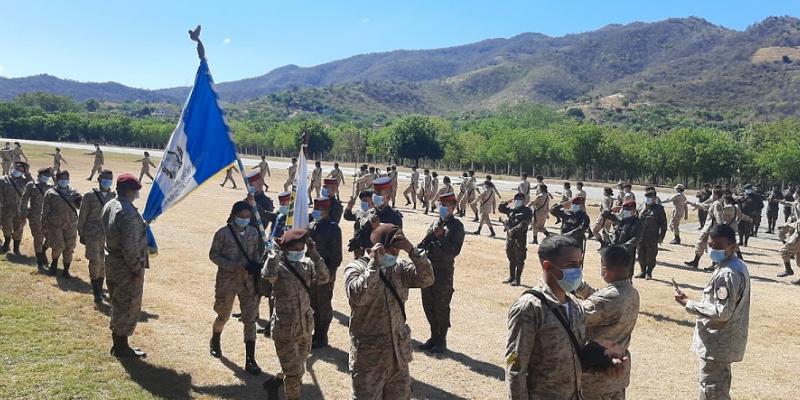 Reservistas Militares de siete departamentos concluyen entrenamiento para apoyar a la fuerza permanente del Ejército de Guatemala