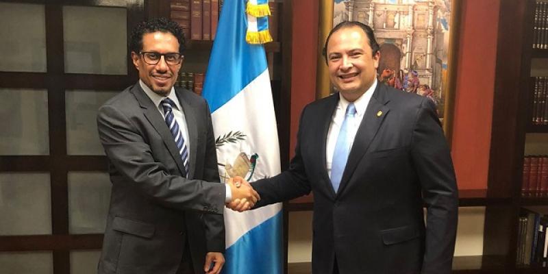 Canciller de Guatemala y embajador de Emiratos Árabes Unidos acuerdan promover agenda de cooperación 