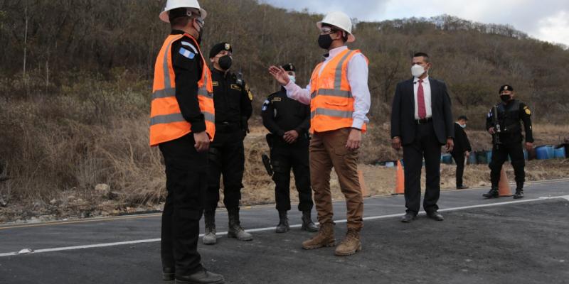 Mejoran ingreso de camiones al Complejo de precursores químicos