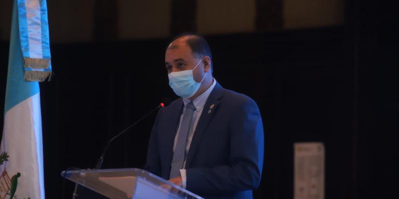 El Viceministro Manuel Eduardo Arita durante su exposición