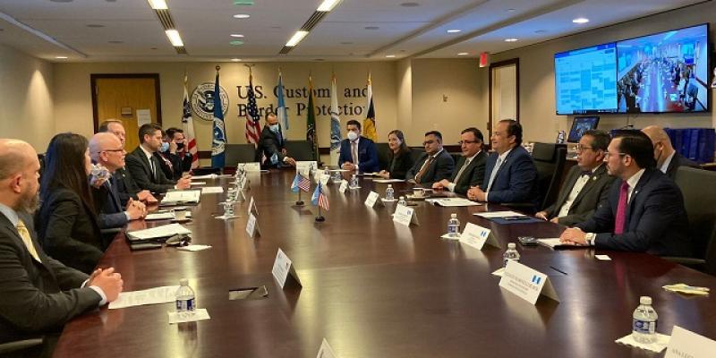 Guatemala y EE. UU. suscriben acuerdo de asistencia mutua entre aduanas  