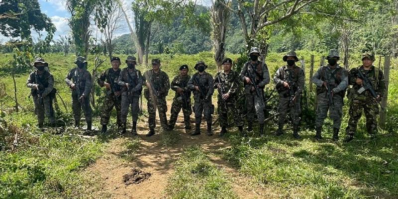 Ejército de Guatemala efectúa operaciones de seguridad en la línea de adyacencia con Belice