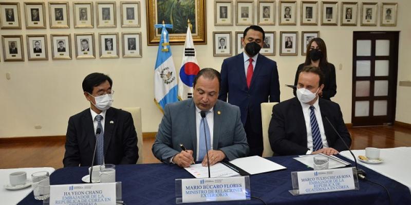 Guatemala y Corea firman memorando que promueve el desarrollo socioeconómico y el intercambio de conocimientos 