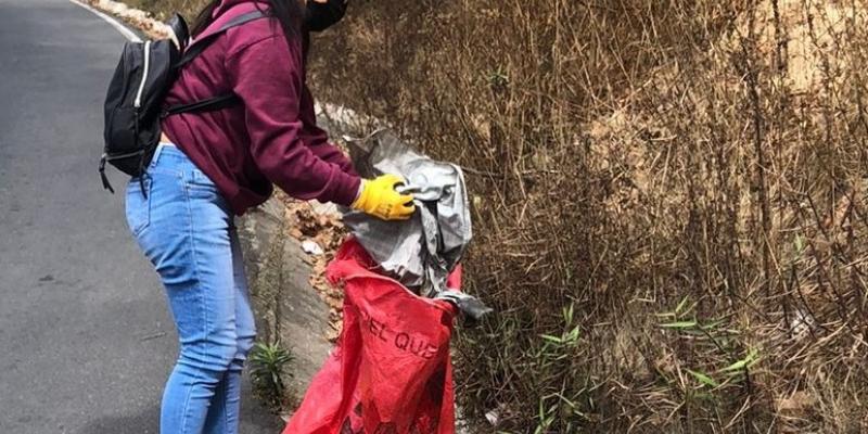 Limpian cuenca del río Motagua y Pixcayá en Chimaltenago