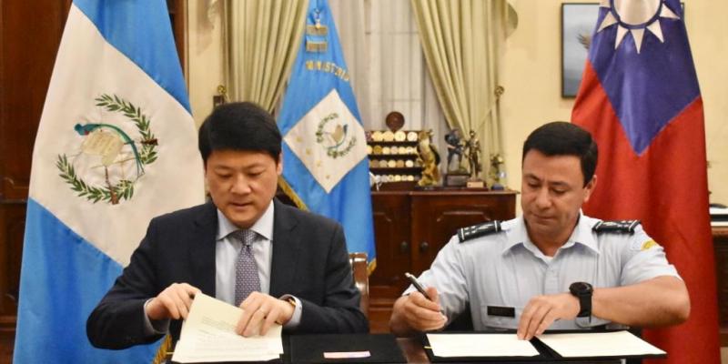 Ministerio de la Defensa Nacional y Embajada de la República de China (Taiwán) suscribieron convenio para la implementación de programa de enseñanza del idioma mandarín.