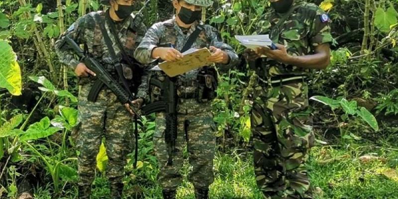 Ejército de Guatemala realiza patrullajes de fomento de confianza con Fuerza de Defensa de Belice