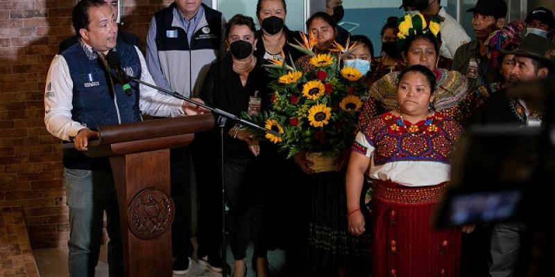 Retorna al país la migrante connacional Juana Alonzo Santizo, a quien Minex brindó acompañamiento en todo su proceso