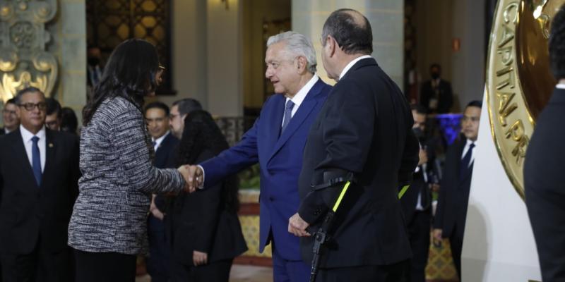 Secretaria Keila Gramajo se entrevistó con el Presiden Andrés Manuel López Obrador en su visita oficial a Guatemala