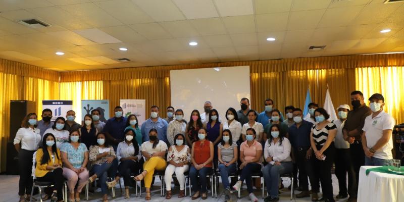 Educadores del MARN en región oriente fortalecen sus conocimientos en adaptación al cambio climático