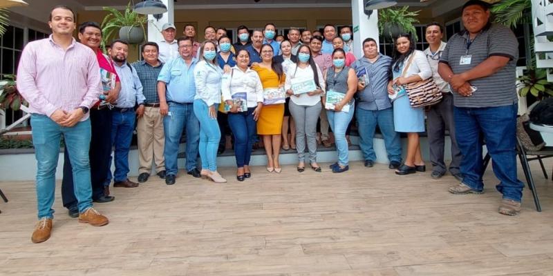 Educadores de Petén son capacitados sobre cambio climático y gestión de riesgo