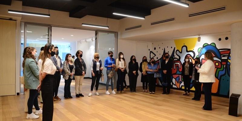 Minex ofrece recorrido por Museo Miraflores a la Asociación Diplomática