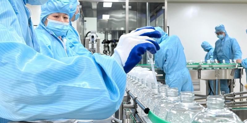 La empresa se especializa en equipo médico desechable.
