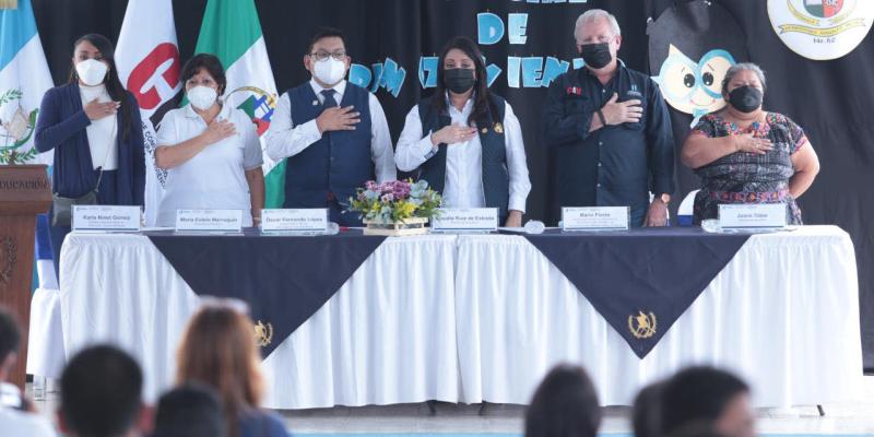 Inauguran trabajos de remozamiento en seis centros educativos en el Departamento de Guatemala